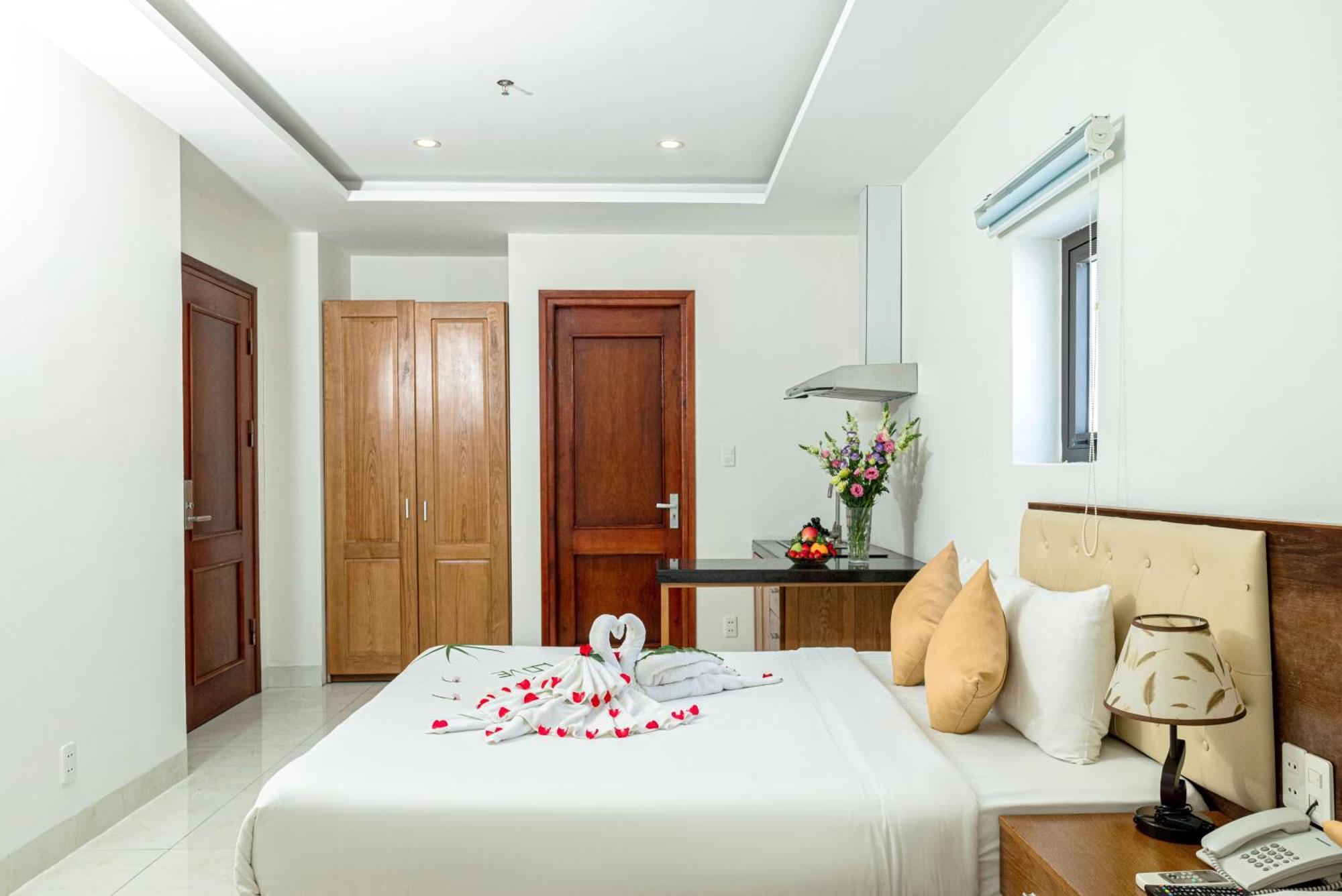 Toan Thang Beach Hotel Da Nang Exterior photo