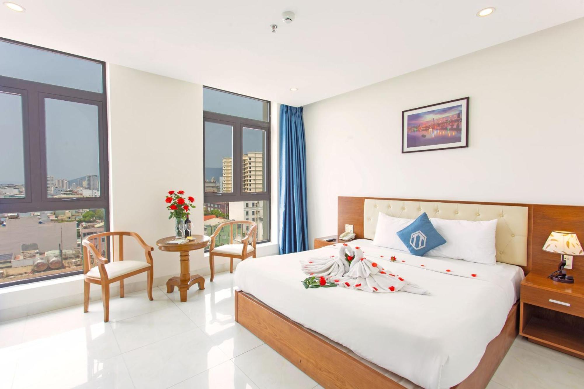 Toan Thang Beach Hotel Da Nang Exterior photo