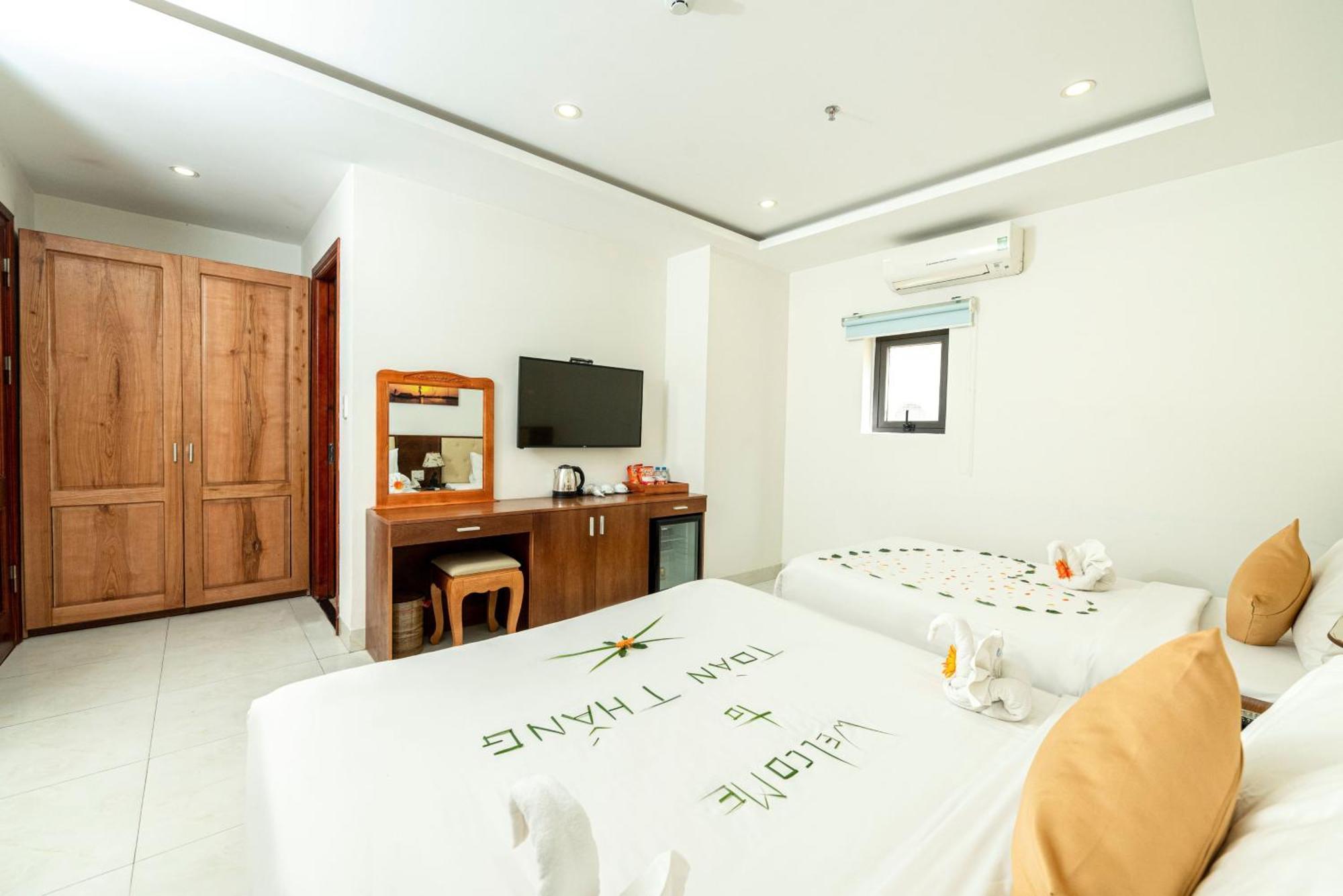 Toan Thang Beach Hotel Da Nang Exterior photo